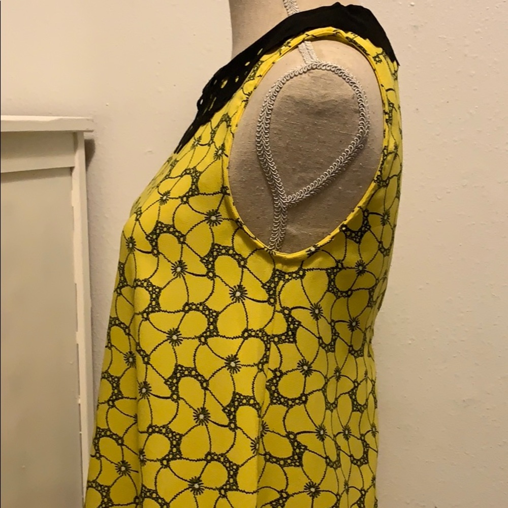 Yellow Dress - Picture 4 of 6